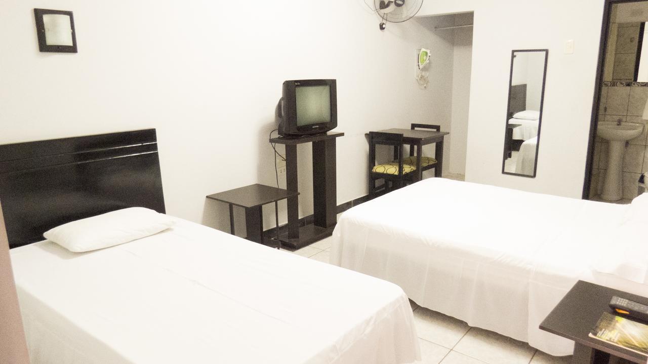 Jer'S Hostal Tumbes Zewnętrze zdjęcie