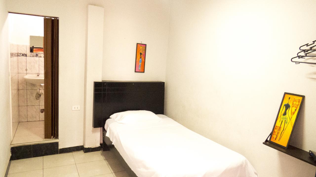 Jer'S Hostal Tumbes Zewnętrze zdjęcie