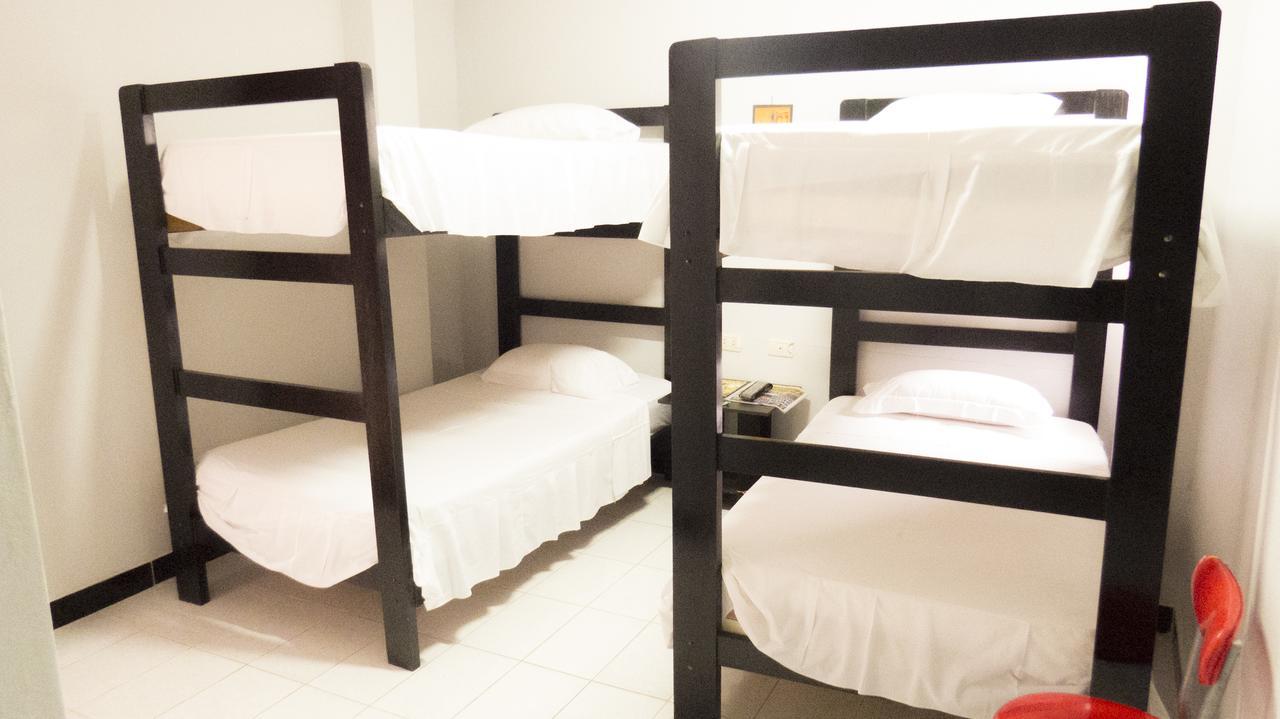 Jer'S Hostal Tumbes Zewnętrze zdjęcie