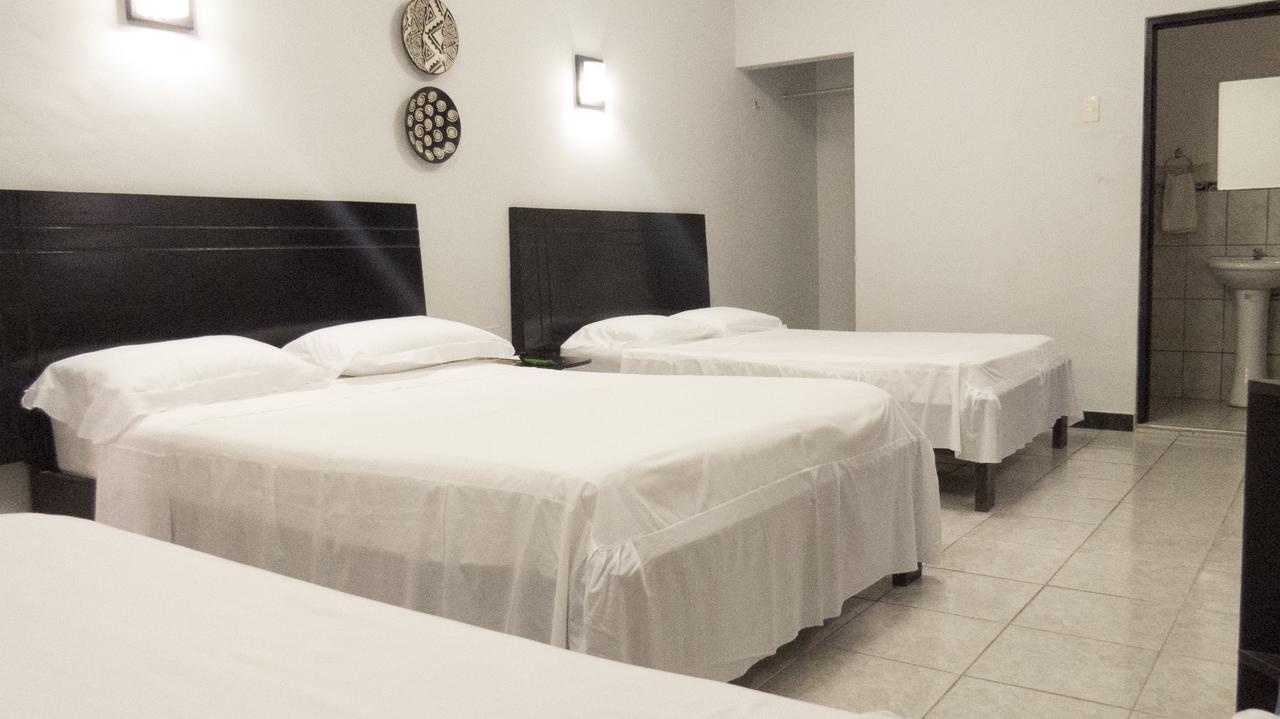 Jer'S Hostal Tumbes Zewnętrze zdjęcie