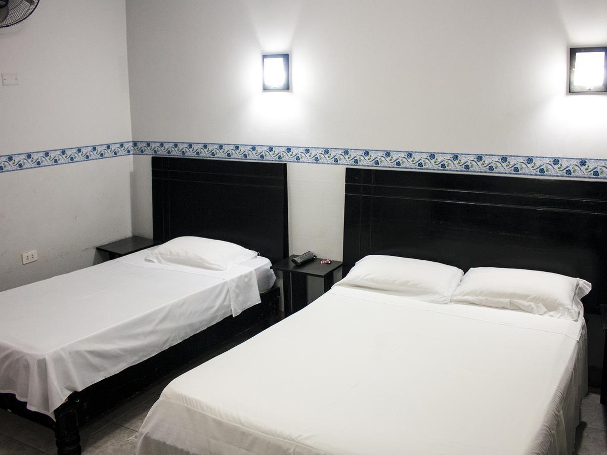 Jer'S Hostal Tumbes Zewnętrze zdjęcie